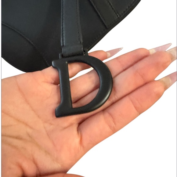 Authentic Christian Dior Mini Matte Saddle Bag - Picture 3 of 12